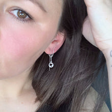 Load image into Gallery viewer, Embrace thread though chain earrings