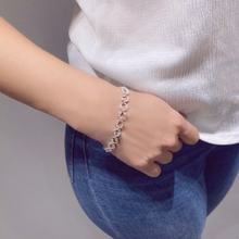 Load image into Gallery viewer, Embrace bracelet - Love Flo