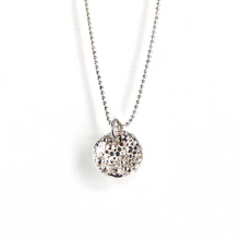 Load image into Gallery viewer, Envelop single disc pendant - Love Flo